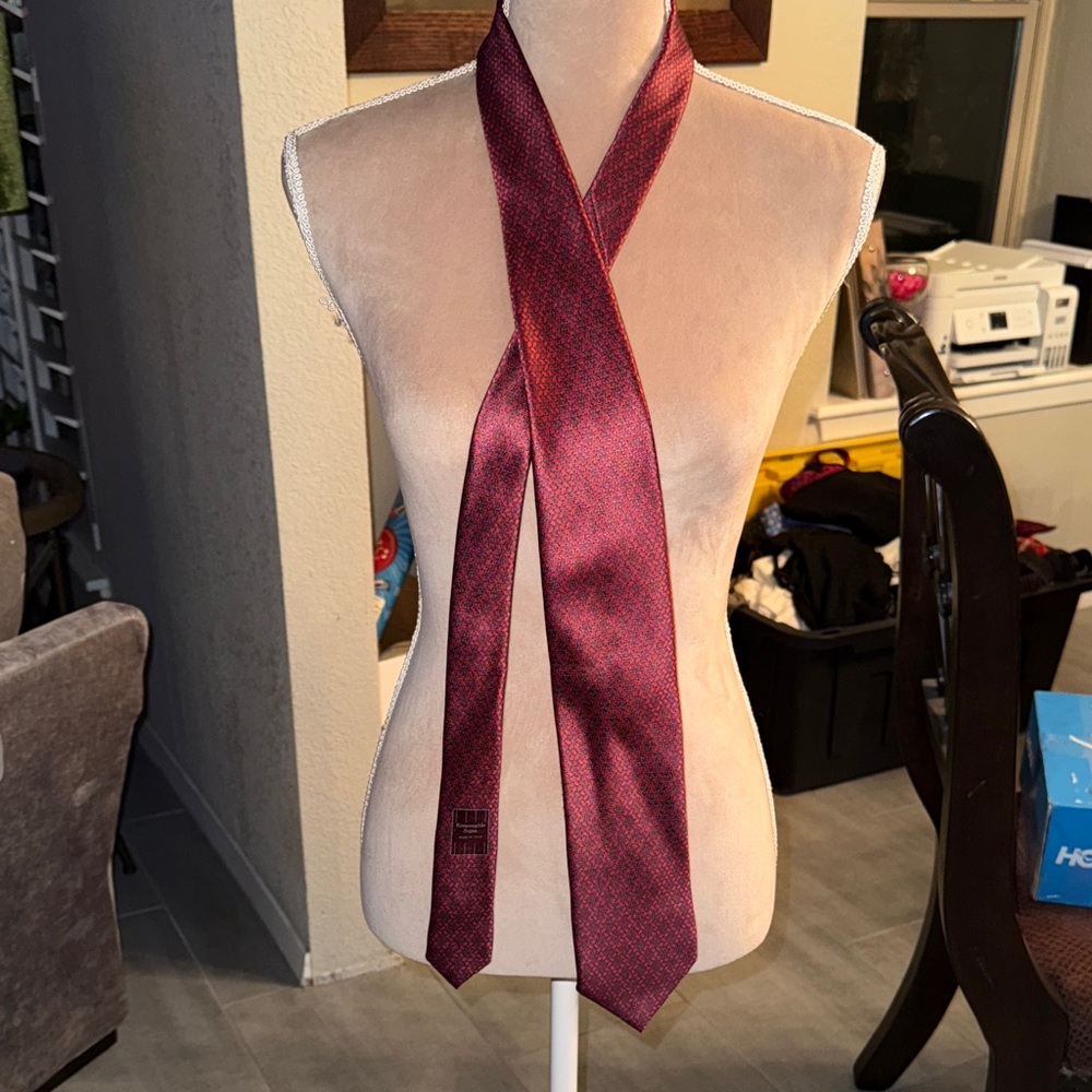 Ermenegildo Zegna Red Patterned Tie - Picture 1 of 3
